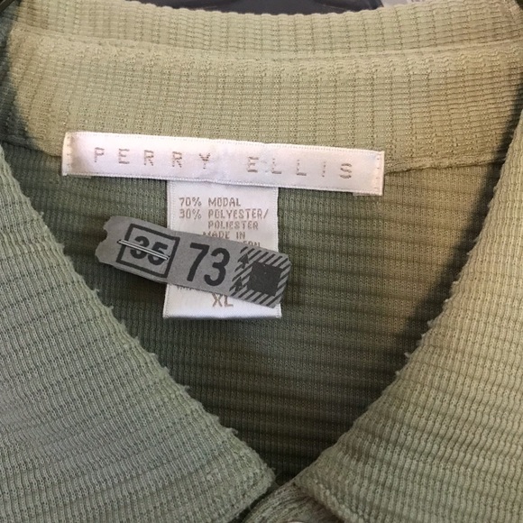 Perry Ellis Men’s Shirt - Picture 2 of 2